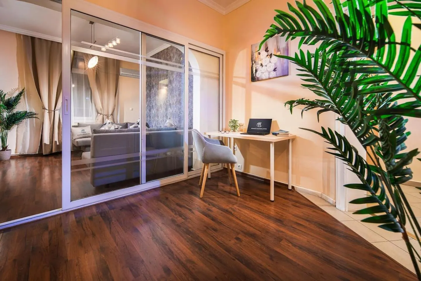 Apartman Spacious Home W Terrace & 3 Acs Szófia